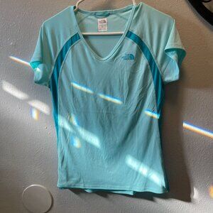 The North Face Womens Light Blue V-Neck Short-Sleeve Athletic Top M